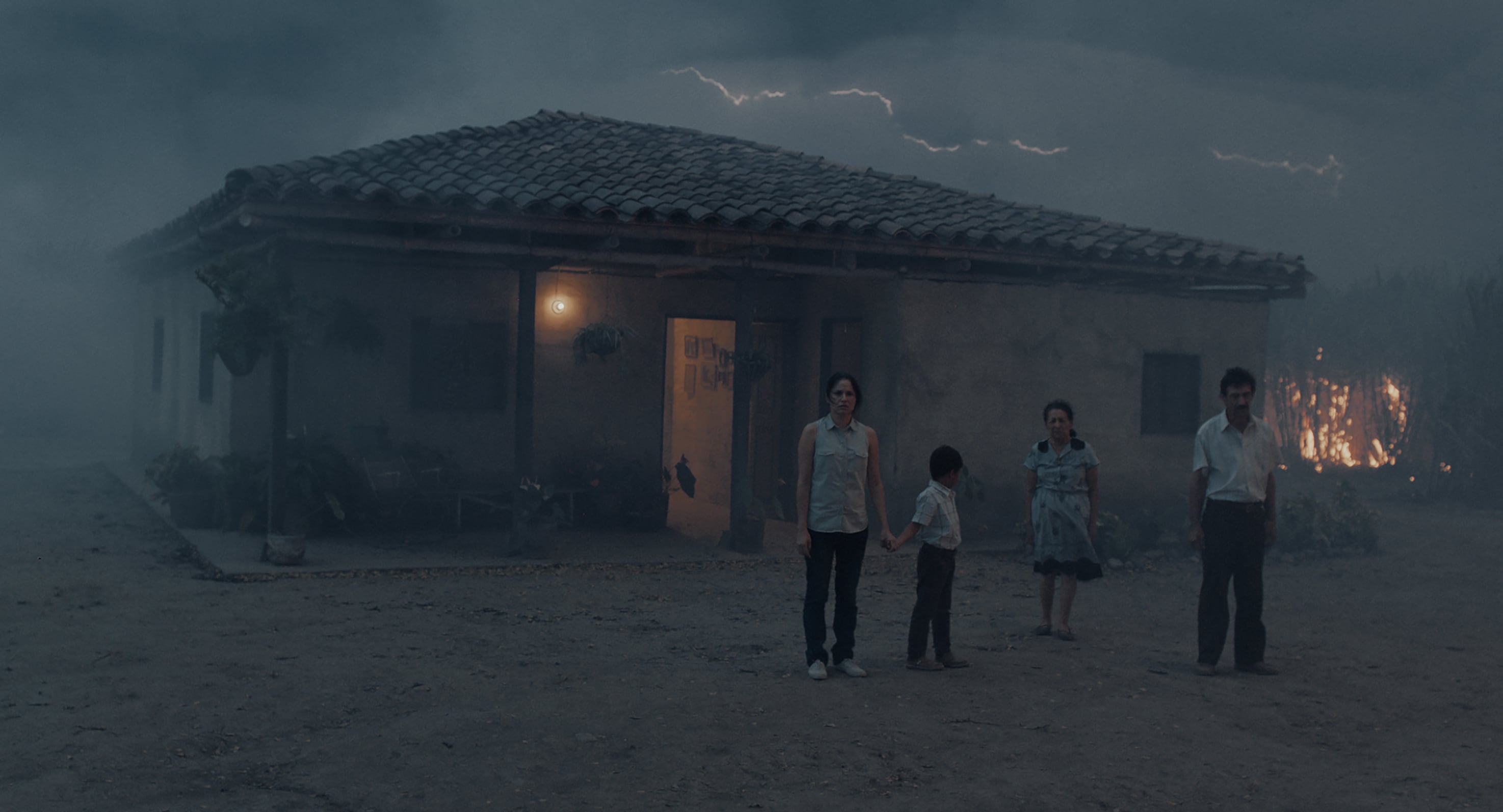 'La tierra y la sombra', dirigida por César Acevedo y producida por Paola Pérez y Burning, fue un hito para ambos. Han venido muchos más desde entonces.