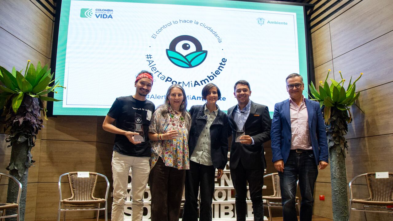 Minambiente lanzó programa de veeduría ciudadana para proyectos ambientales en Bogotá, Cartagena y Pacífico.