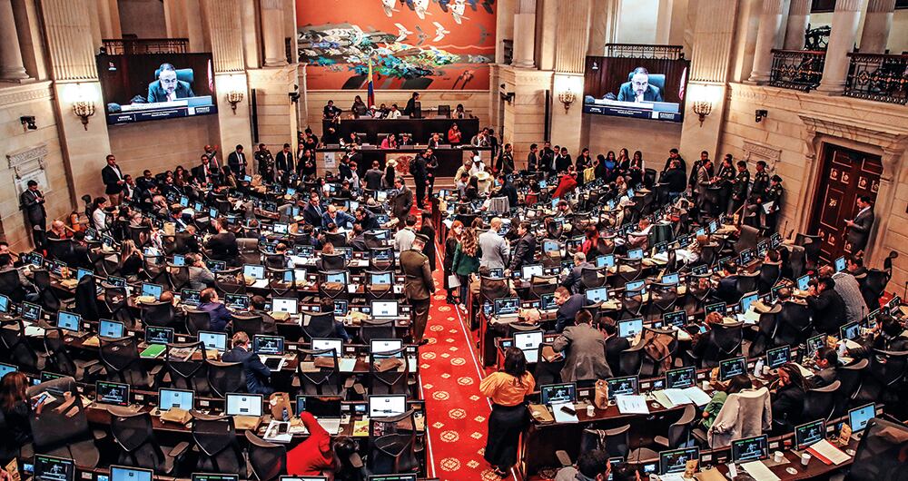 Los partidos ya analizan las posibles alianzas para las elecciones legislativas de 2026. Las coaliciones volverían a ser claves para esta contienda.