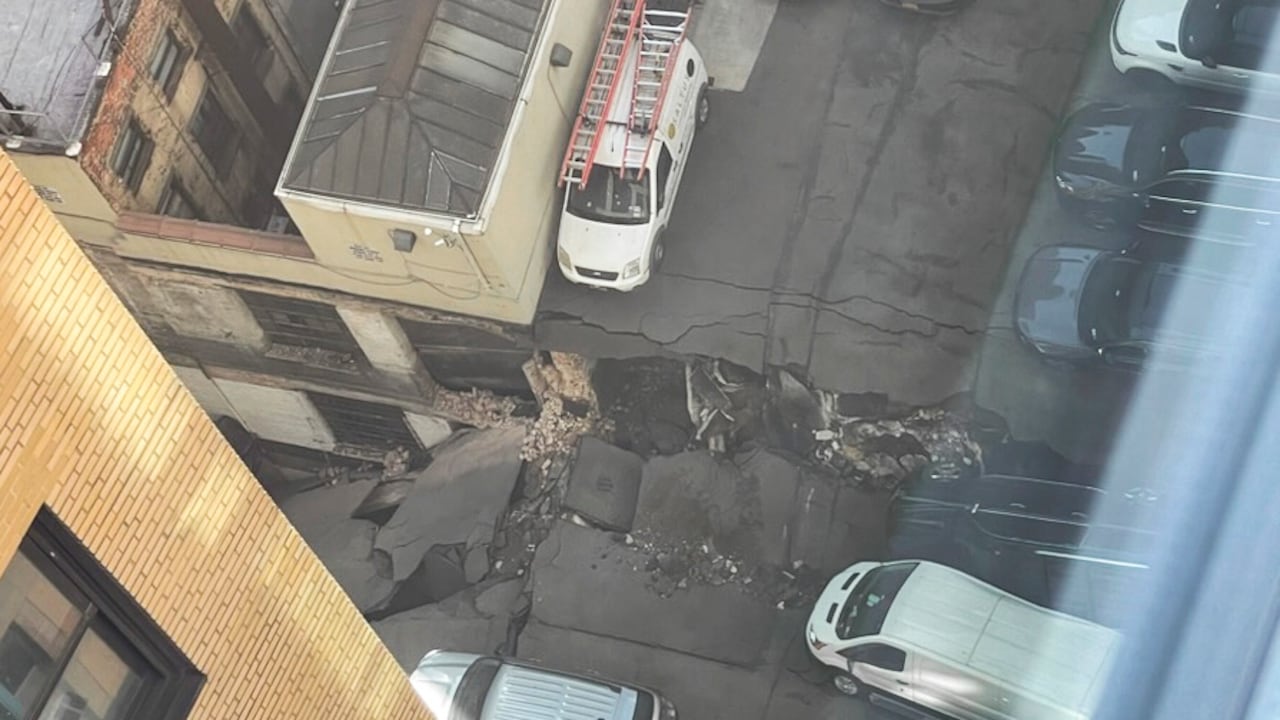 This photo provided by Charlie Franklin shows a partially collapsed parking garage in lower Manhattan's Financial District, Tuesday, April 18, 2023, in New York. Officials didn't immediately release any information on injuries. (Charlie Franklin via AP)