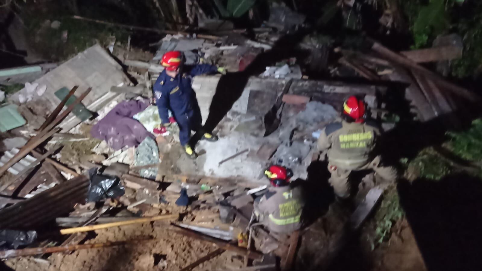La vivienda informal en el sector de El Tachuelo - La Avanzada, presentaba orden de evacuación
