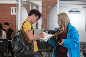 Feria de Empleo Bogotá Trabaja 2019 Plaza de los Artesanos.
Bogotá 19 de noviembre 2019
Foto: Bani Gabriel Ortega - Revista Dinero.