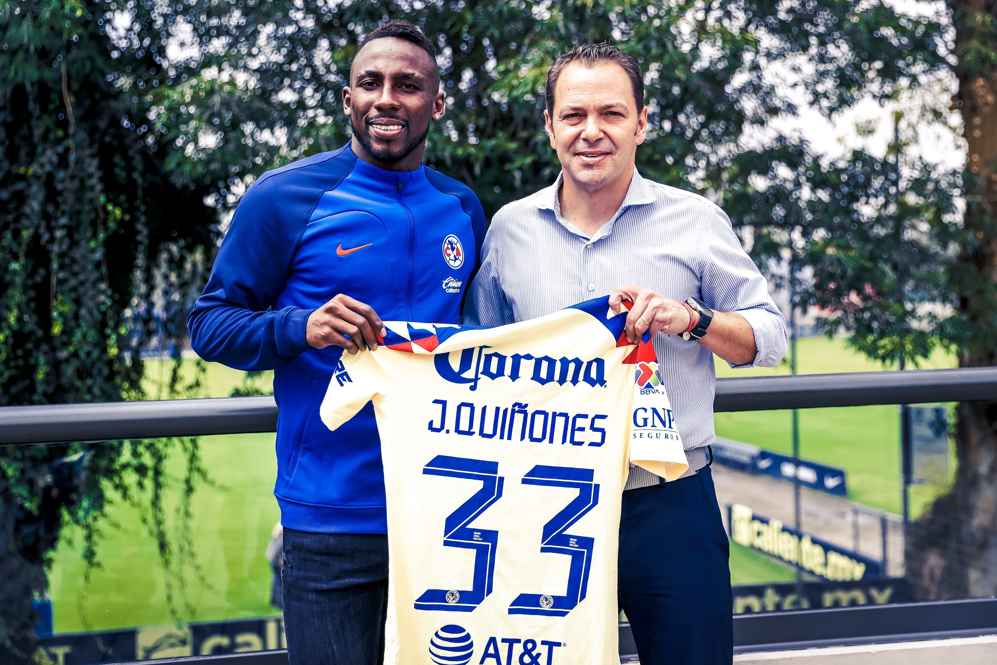 Julián Quiñones fue presentado por el Club América.