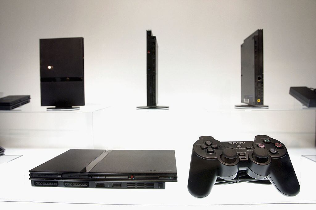 En un análisis que evaluó la popularidad, las ventas y la calidad de los títulos, la inteligencia artificial ha posicionado a la PlayStation 2 como la consola más influyente en la historia del entretenimiento digital, dejando una marca indeleble en la industria.