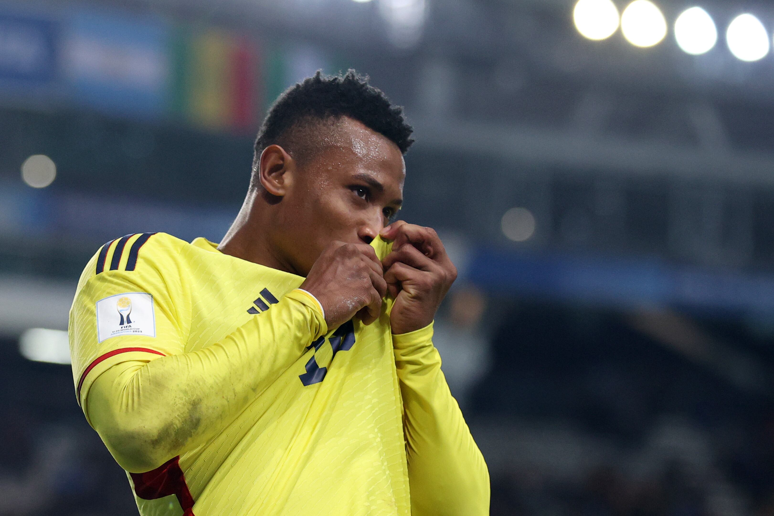 LA PLATA, ARGENTINA - MAY 27: Oscar Cortes of Colombia celebrates after scoring the team's first goal during the FIFA U-20 World Cup Argentina 2023 Group C match between Colombia and Senegal at Estadio La Plata on May 27, 2023 in La Plata, Argentina. (Photo by Tim Nwachukwu - FIFA/FIFA via Getty Images)
