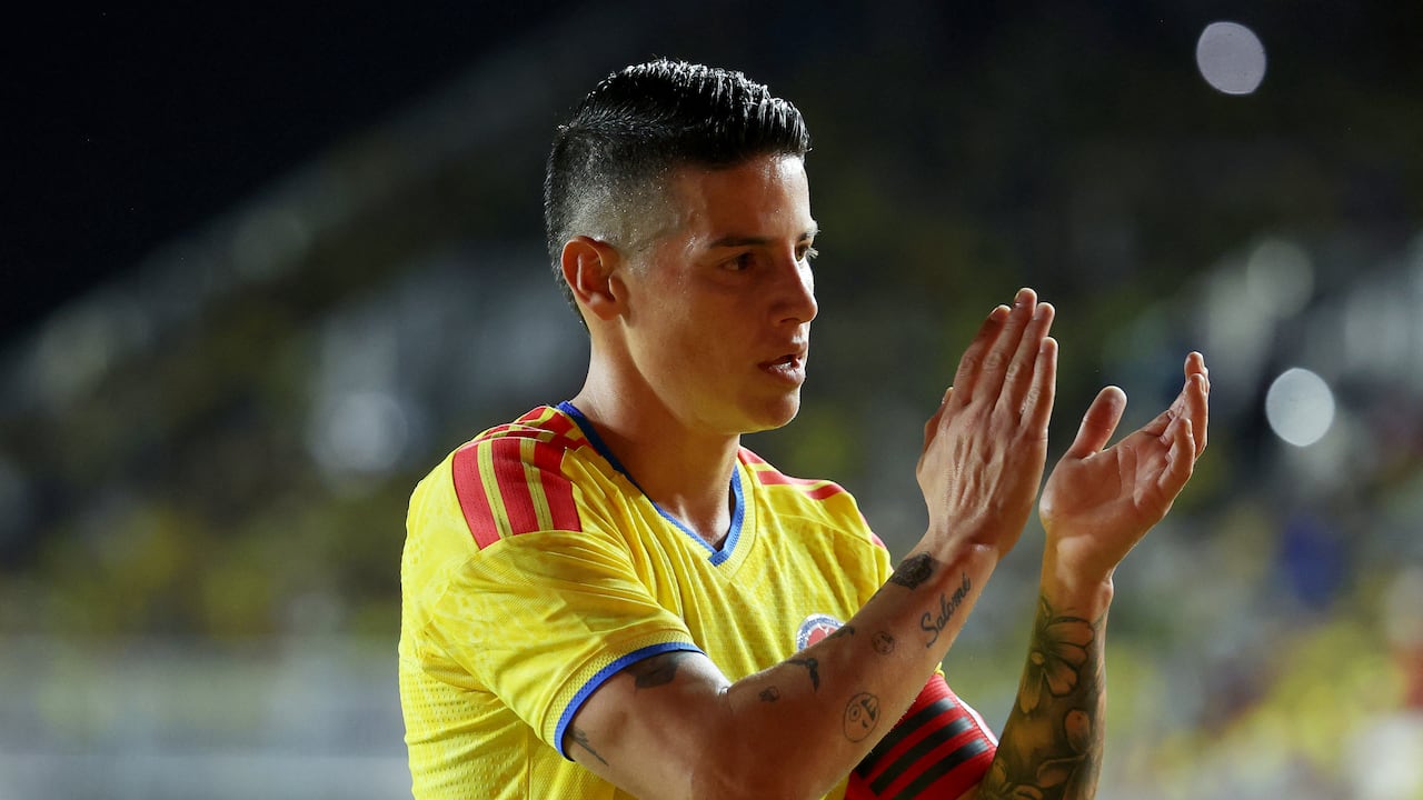 James Rodríguez portando la cinta de capitán de Selección Colombia previo al Mundial 2026