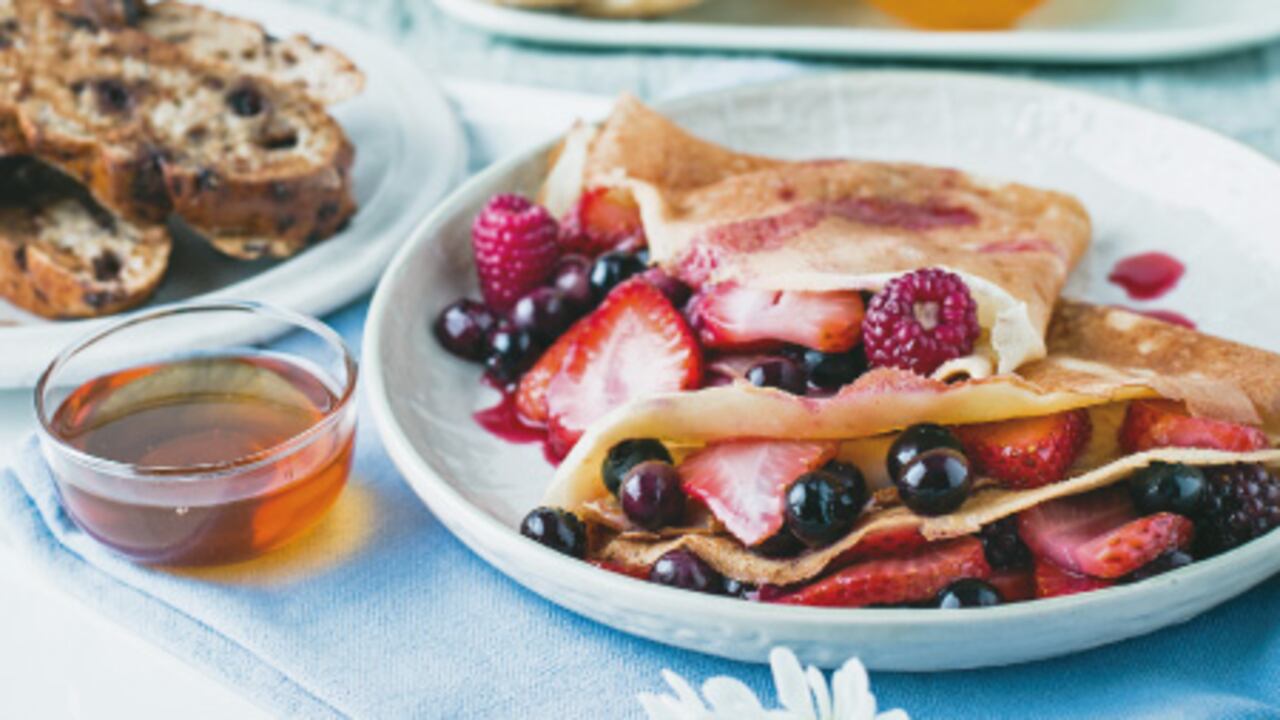 Crepes de frutos rojos y tostadas francesas
