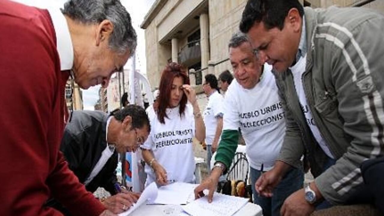 Más de 100 tutelas contra la Corte Suprema fueron radicadas hace unas semanas por un grupo de ciudadanos auspiciados por el ex asesor presidencial José Obdulio Gaviria.