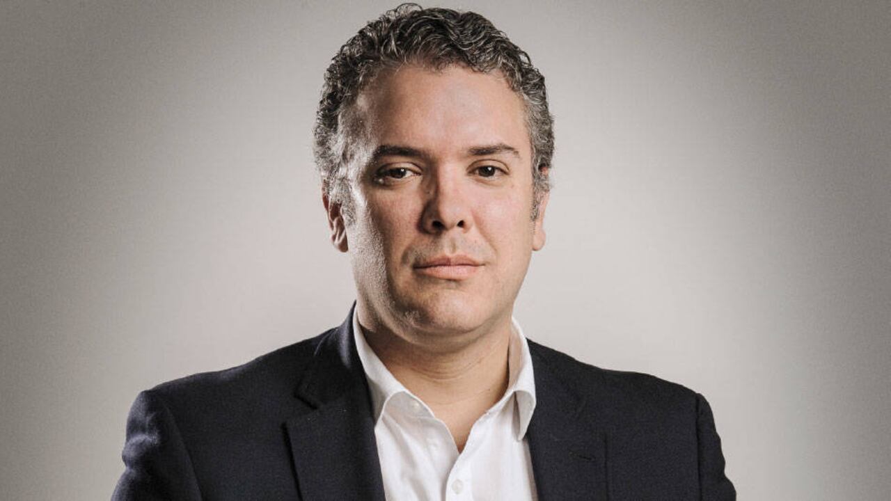 duque originalmente era santista. cuando se volvió uribista, el presidente lo puso en la lista negra