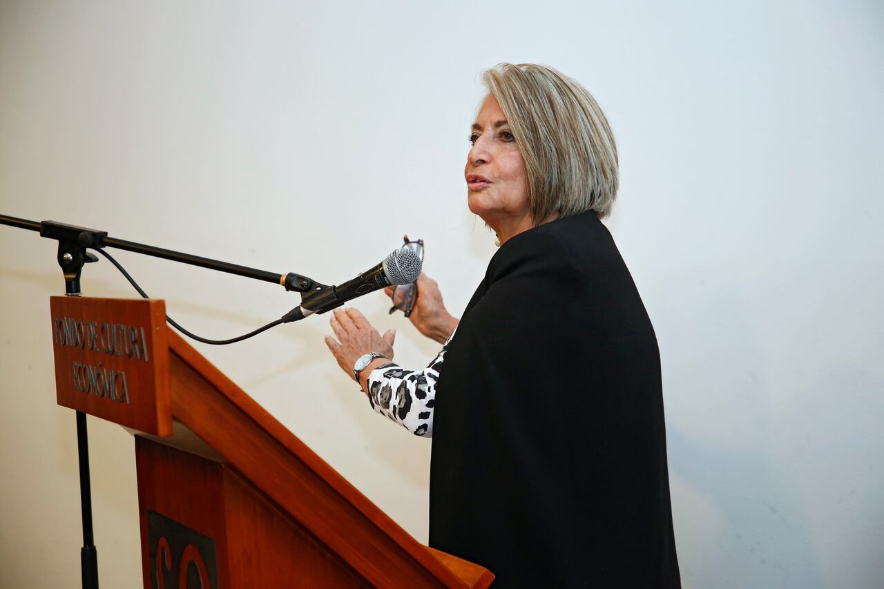 Cecilia Lopez
'papeleta por la paz' arranca iniciativa para defender el acuerdo
Exnegociadores, congresistas y académicos lanzaron la iniciativa Defendamos la Paz
Bogota feb 20 2019
Auditorio Porfirio Barba Jacob del Centro Cultural Gabriel García Márquez