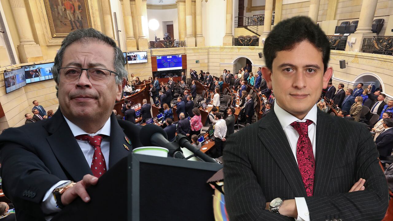 Luis Carlos Reyes (exdirector de la Dian) con Gustavo Petro