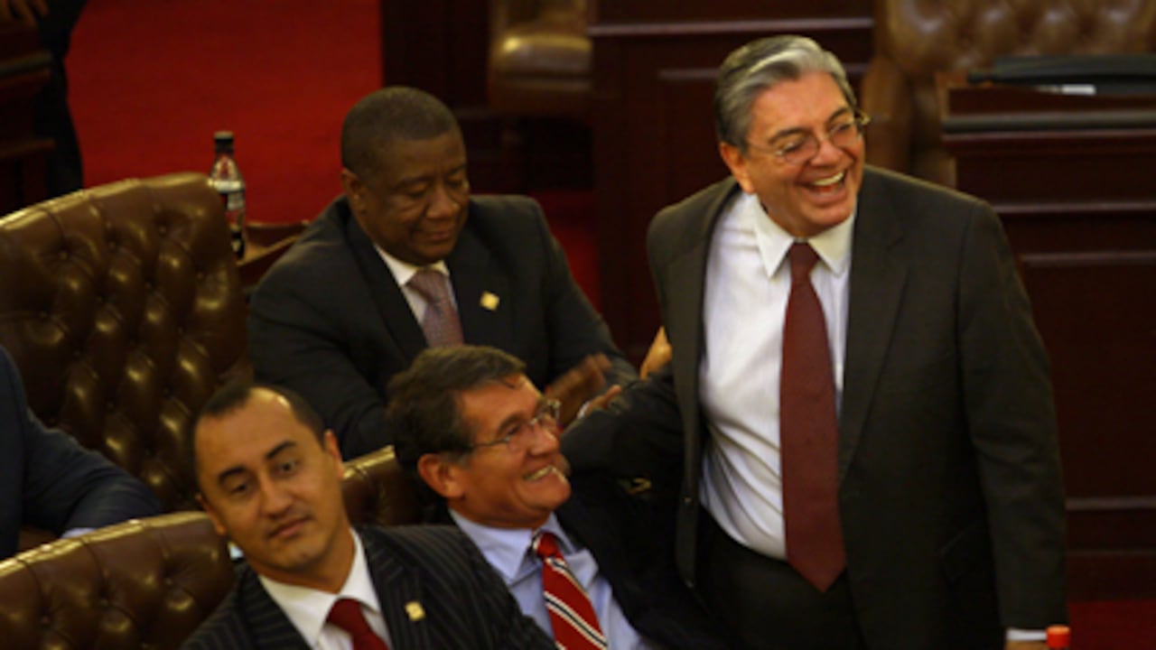 El Ministro del Interior, Fabio Valencia coordinó los movimientos de toda la coalición uribista-reeleccionista