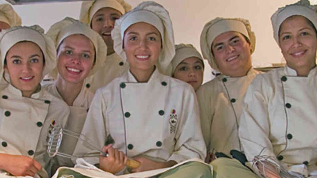 Foto: Ilustrativa, estudiantes de la foto no son los denunciantes. Crédito: https://www.tiendaverdeoliva.com