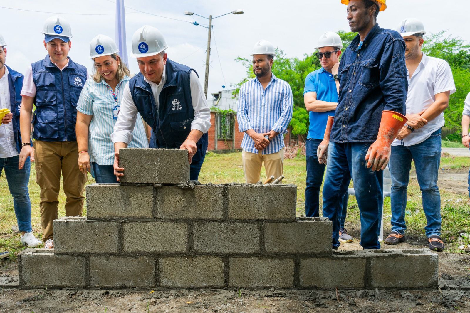 Inicia construcción de la sede regional de la Defensoría del Pueblo en Córdoba: "No somos de escritorio, sino de territorio"
