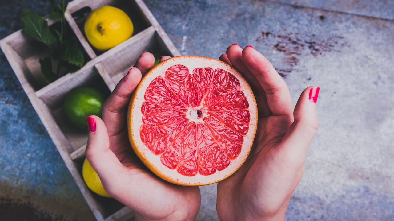 Esta fruta cítrica brinda grandes beneficios para el organismo.