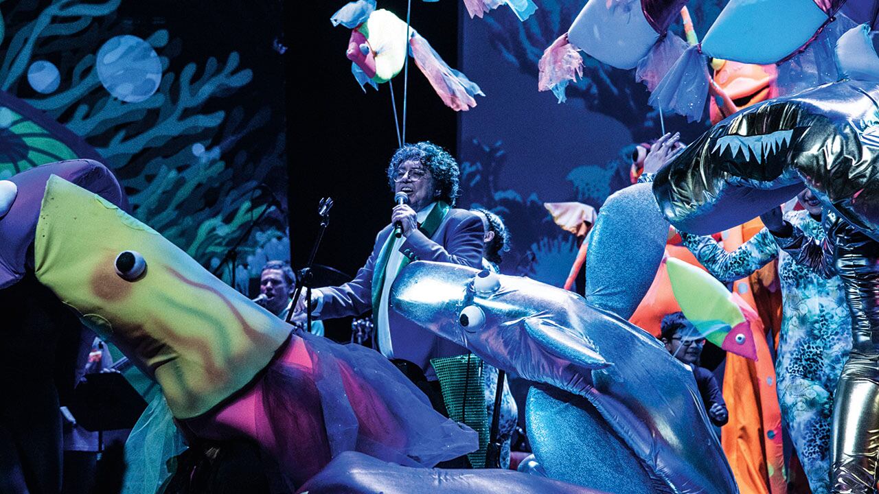 Si alguien puede dibujarle una sonrisa a usted, a sus hijos y a sus padres, es Piero.