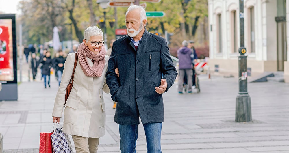 Perder estatura en la vejez puede ser sinónimo de padecer una enfermedad coronaria. 
