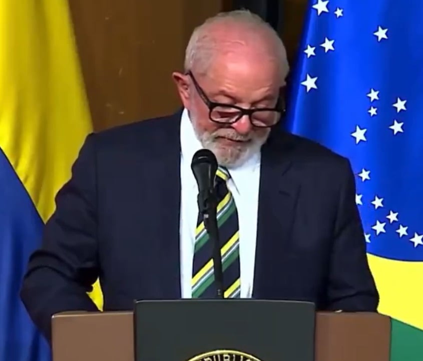 “En la literatura que emerge hoy en Brasil aquellos que siempre fueron marginados toman el protagonismo para narrar sus experiencias… la literatura no conoce fronteras, los libros tienen el poder de trasladarnos a otras partes, o de ponernos en los zapatos de otros", dijo Lula.