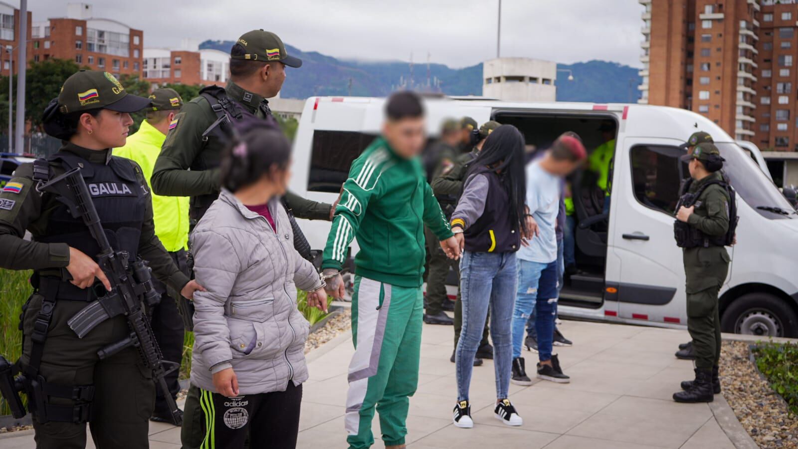 A este grupo se les atribuye 8 tentativas de homicidio y el homicidio perpetrado en Kennedy a un comerciante