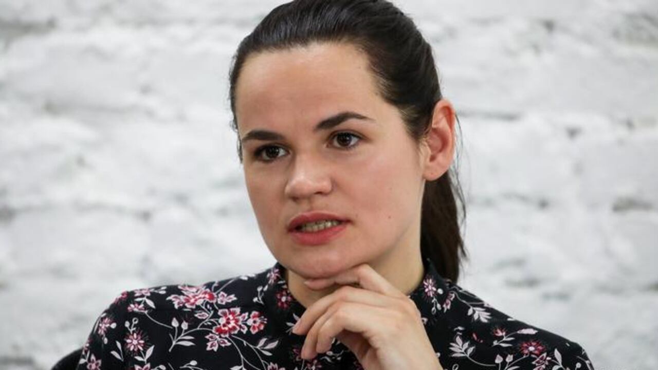 La líder opositora Svetlana Tijanóvskaya está exiliada en Lituania desde las elecciones del 9 de agosto, en las que Lukashenko consiguió un sexto mandato.