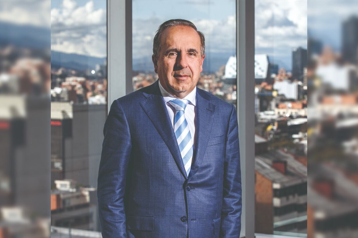 Guillermo Francisco Reyes, ministro de Transporte.