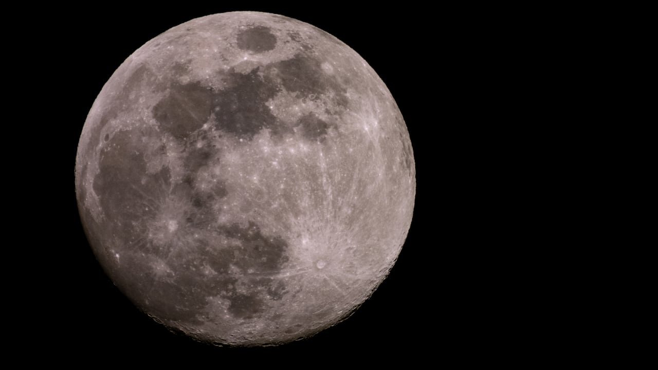 La nave fue enviada este viernes.