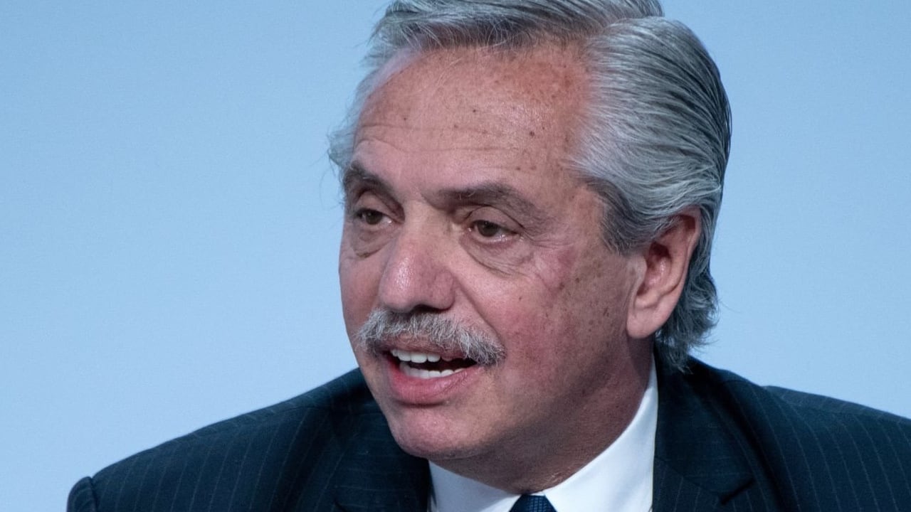 Alberto Fernández aprovechó sus redes sociales para enviarle un mensaje a los argentino y al expresidente Macri