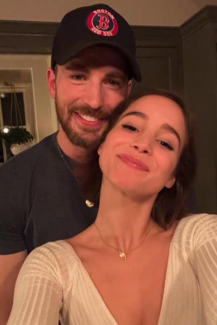 Chris Evans y Alba Baptista confirmaron su relación en noviembre de 2022