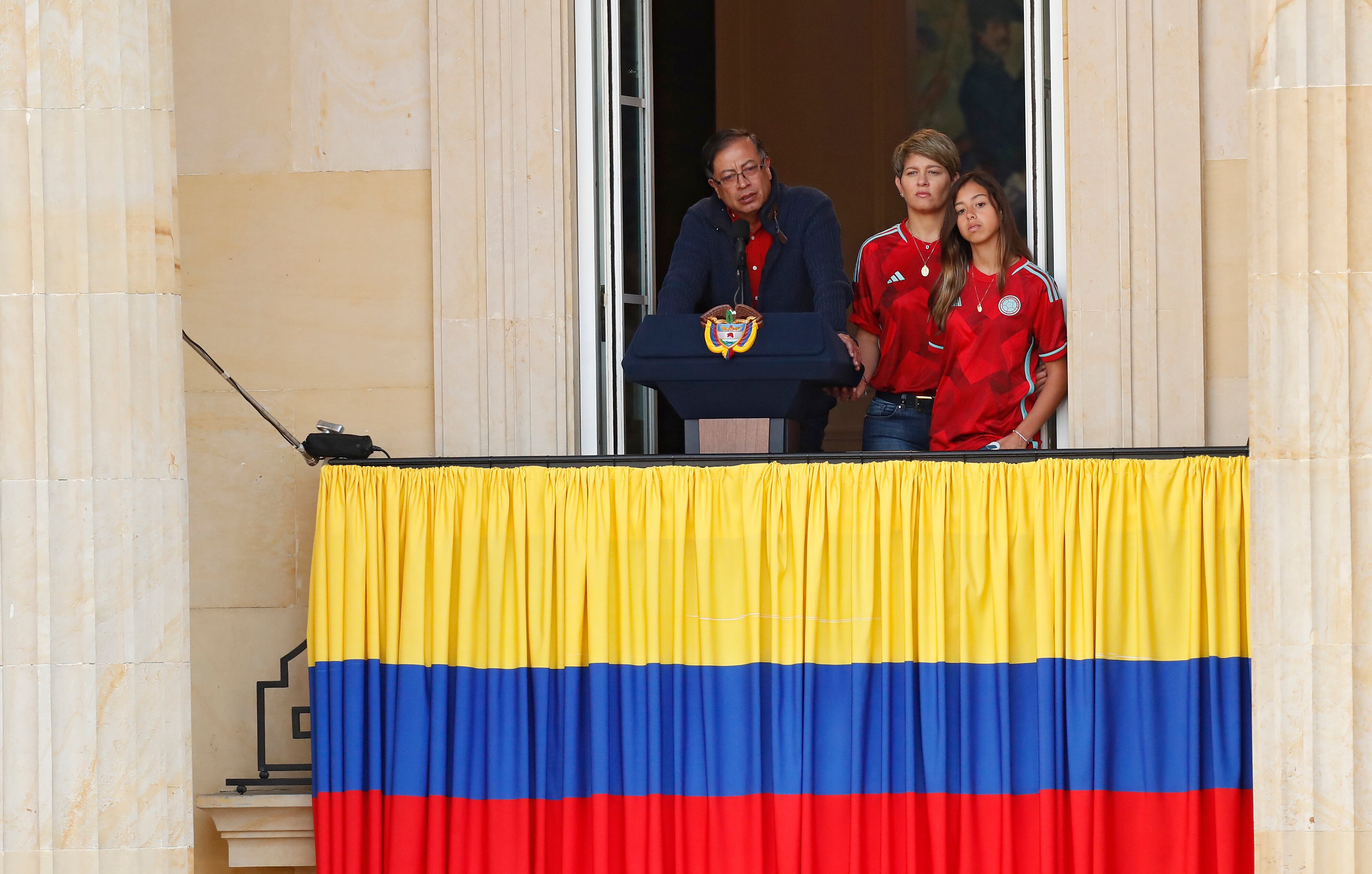 El presidente de la República Gustavo Petro salió al balcón de la Casa de Nariño para defender sus reformas de salud, pensional y de trabajo
Bogota 14 de febrero del 2023
Foto Guillermo Torres Reina / Semana