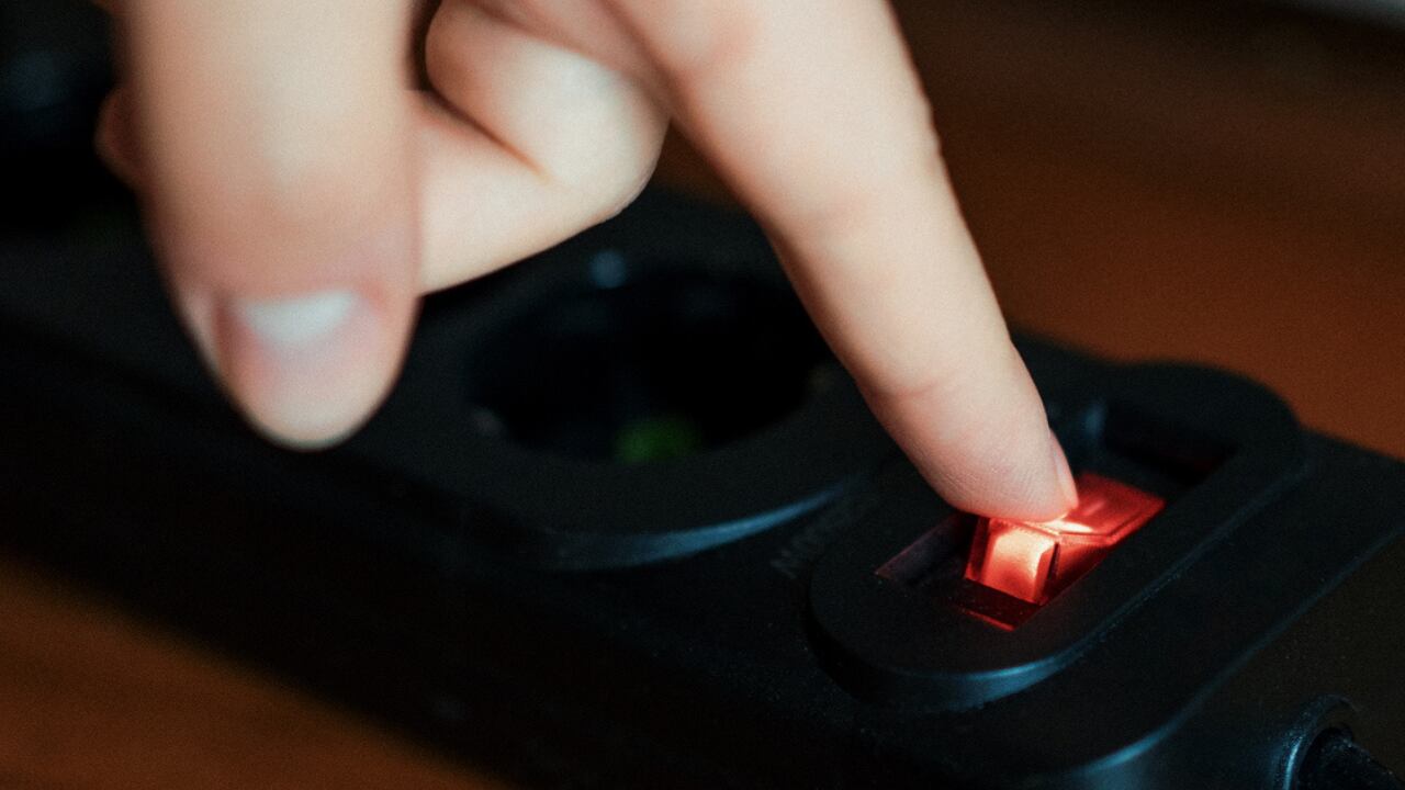 Cambiar pequeños hábitos dentro de la rutina diaria puede traer beneficios visibles en la cuenta de servicios públicos.