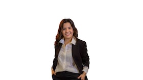 Quizá el problema nunca fue la falta de talento. Quizá siempre fue la falta de conexiones.