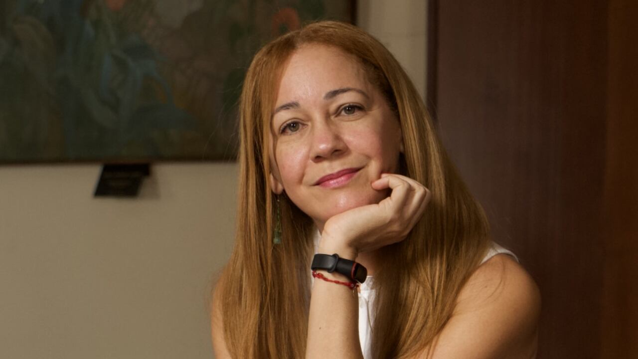 Elena Cala ha graduado generaciones de jóvenes y talentosos bailarines colombianos a quienes apoya en sus preparaciones para participar en eventos y concursos internacionales.