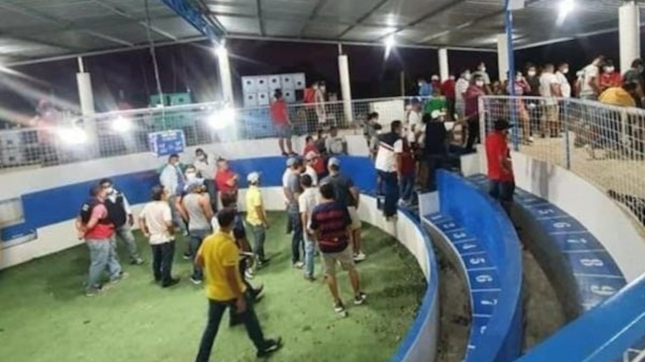 Un grupo armado asesinó 12 personas durante una pelea de gallos en una zona rural de Ecuador.