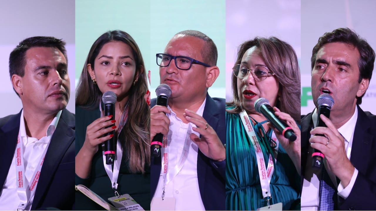 Jorge Eduardo Rojas Giraldo, alcalde de Manizales; Paula Palacio, directora del AMVA; Gabriel Madrid, alcalde de Piura, Perú; Carmen Paz, alcaldesa de San Nicolás, Honduras y Leonardo Boto, intendente de Luján, Argentina.