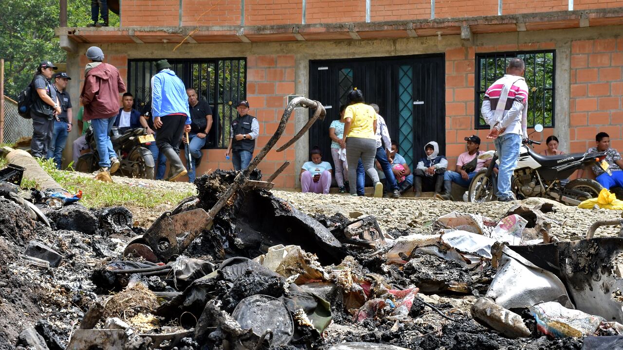 Enfrentamiento entre comunidad y Ejército por minería ilegal deja una persona muerta y cuatro heridas en Pichindé, Cali