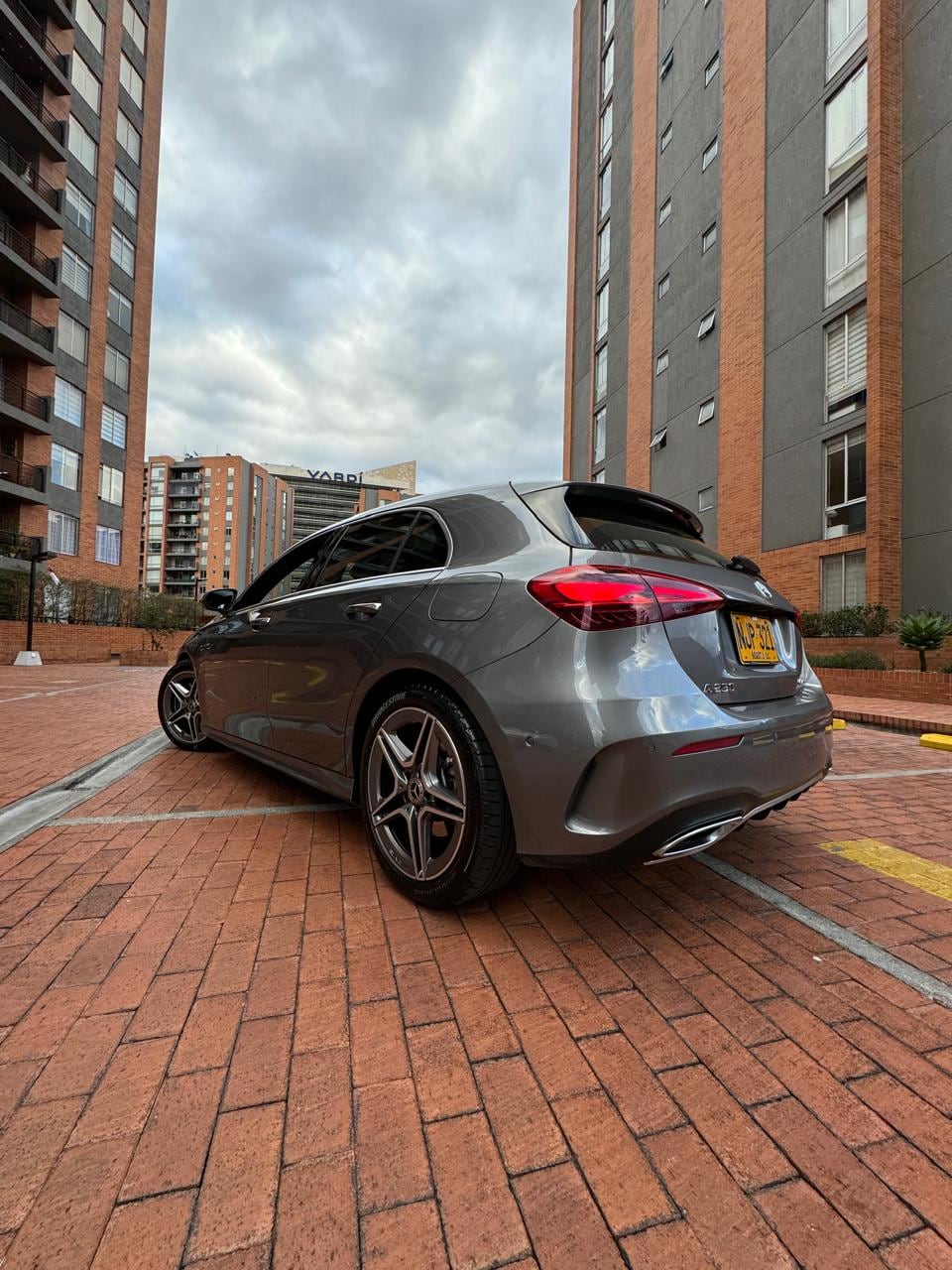 El Mercedes A250 4Matic híbrido ofrece una aceleración de 0 a 100 kmh en 6,3 segundos.