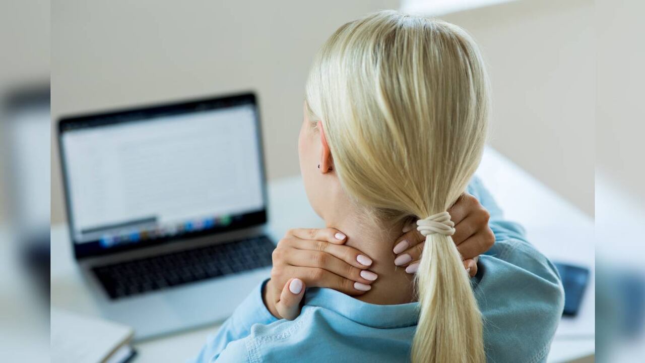 La fibromialgia puede generar dolor en cualquier momento del día, pero especialmente al levantarse. Foto: Getty Images.
