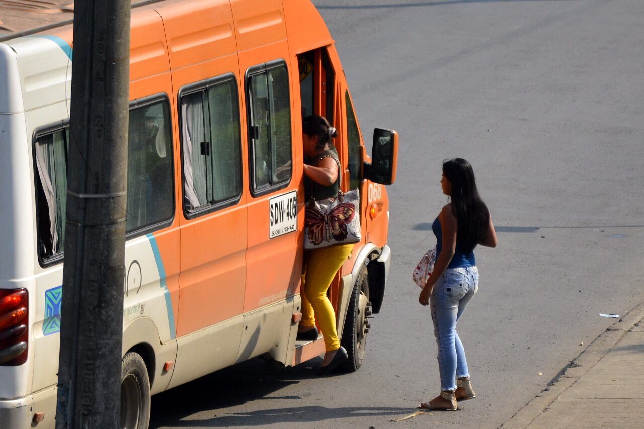 Los buses de pasajeros serían duramente afectados por el alza del diésel.