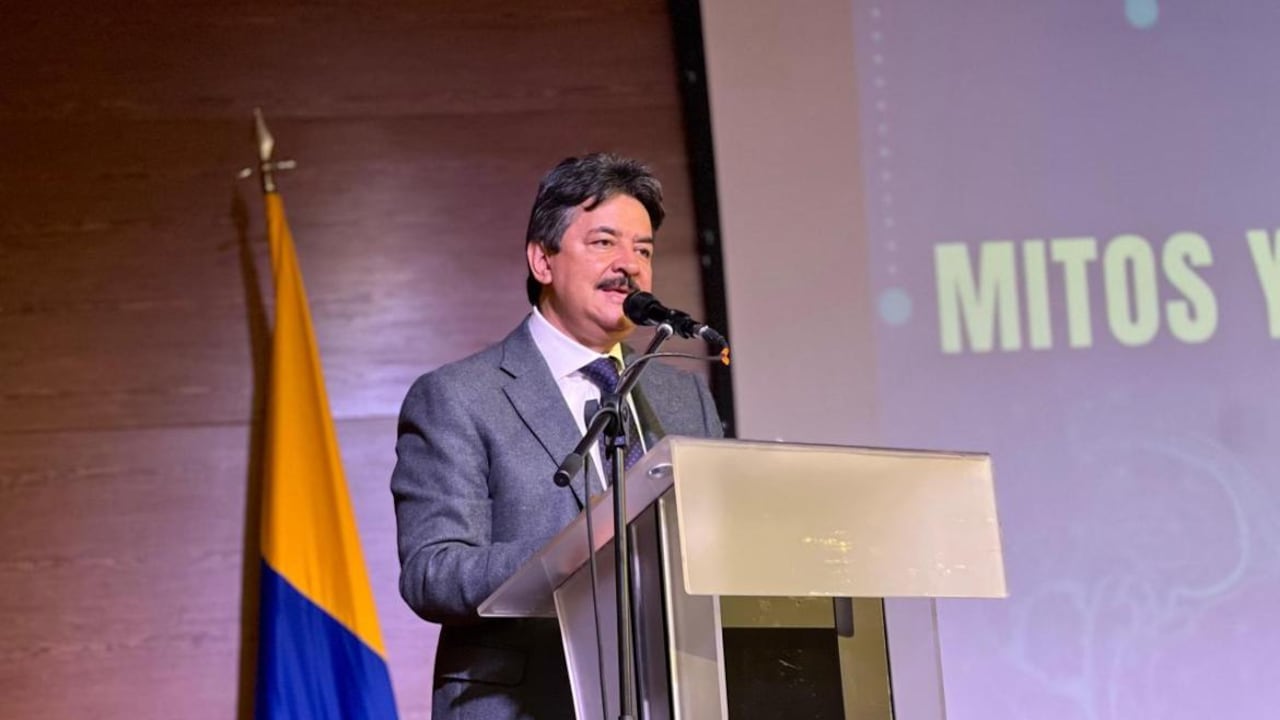 El senador de Cambio Radical, Carlos Julio González Villa.