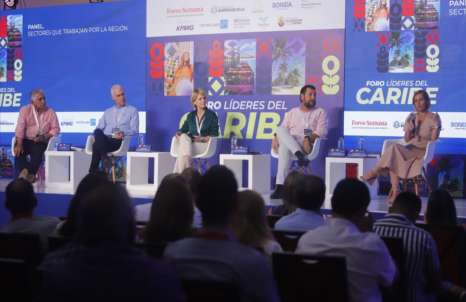 GRAN FORO LÍDERES DEL CARIBE