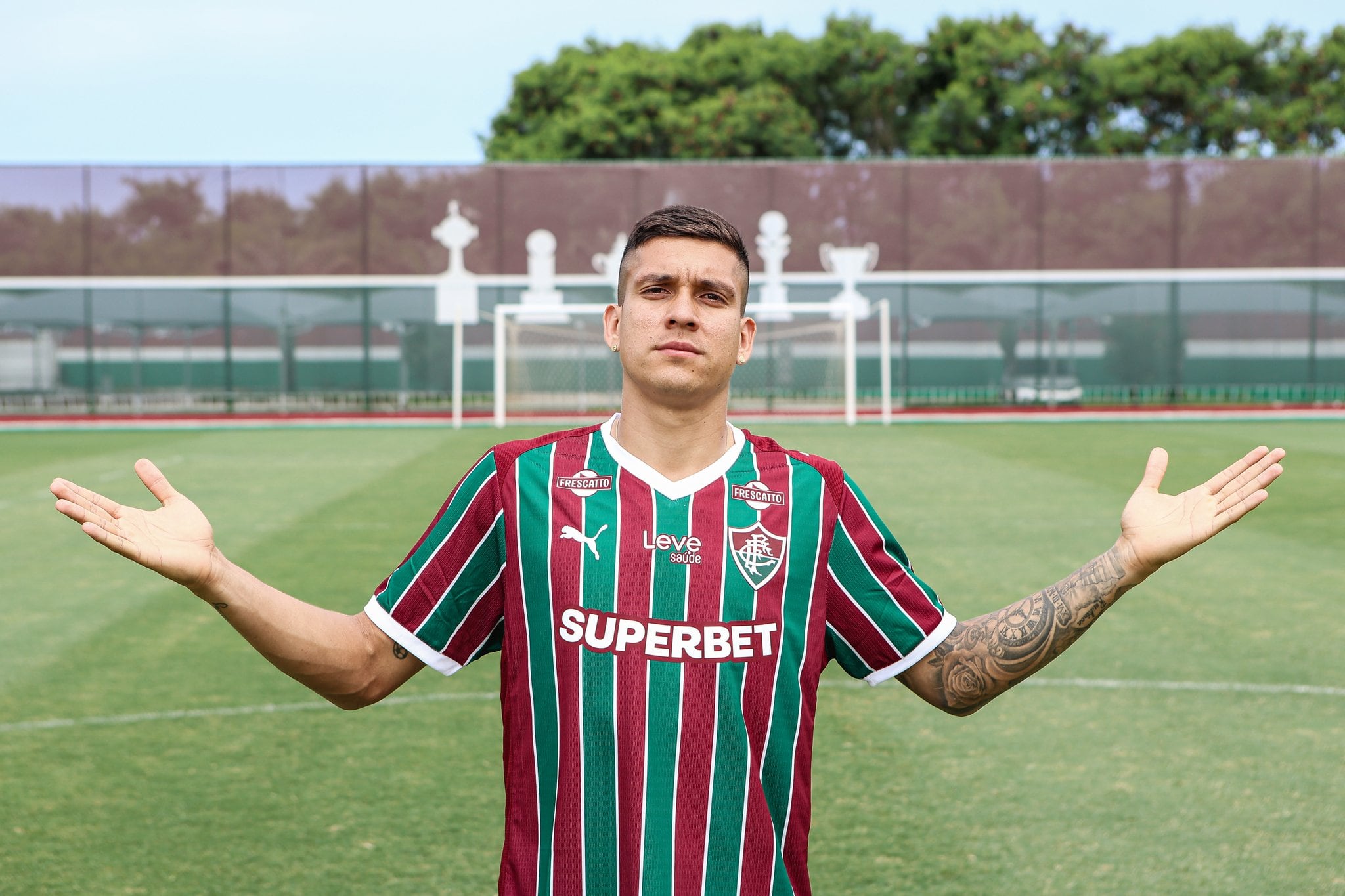 Julián Millán en la sede de Fluminense.