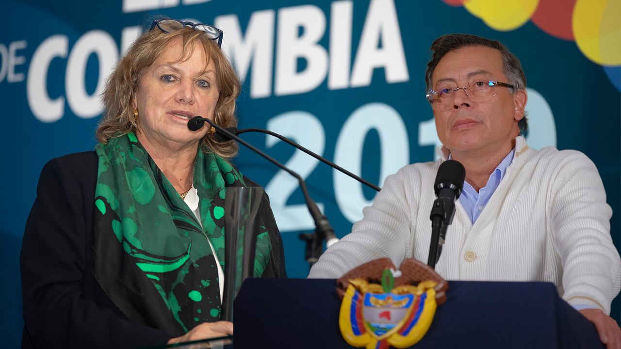 Mónica de Greiff renunció el 14 de octubre a la junta directiva de Ecopetrol tras su evidente incomodidad con las políticas en esa empresa.