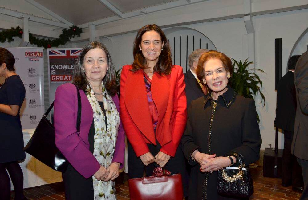 Cecilia Salgado Cristina Fernandez de Cardenas, Fanny Gutierrez de Sarmiento foto Diana Rey Melo