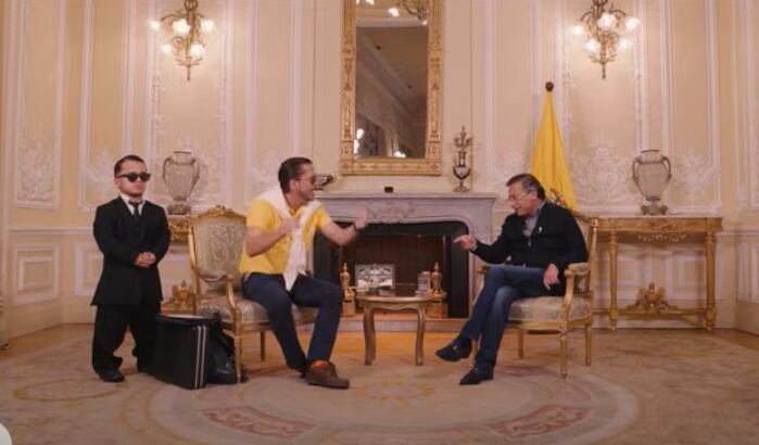‘Juanpis González’ entrevistando al presidente Petro.