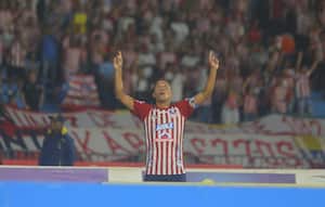 Carlos Bacca fue la figura del partido en el duelo entre Junior de Barranquilla y Millonarios por la fecha 1 del Grupo A de los cuadrangulares semifinales de la Liga colombiana 2024.