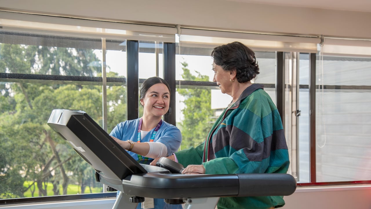 Para Compensar, el mejor camino es lograr combinar la atención médica con la actividad física, la nutrición, el descanso y la estabilidad emocional.