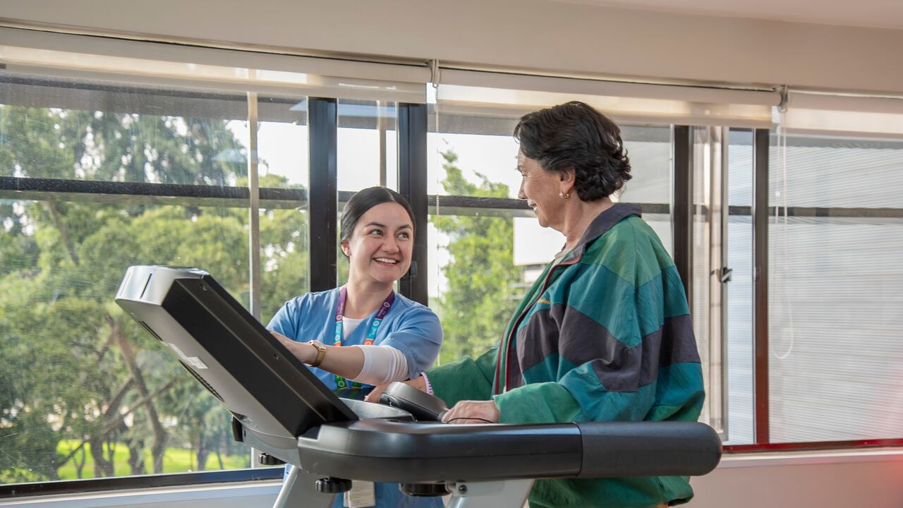 Para Compensar, el mejor camino es lograr combinar la atención médica con la actividad física, la nutrición, el descanso y la estabilidad emocional.