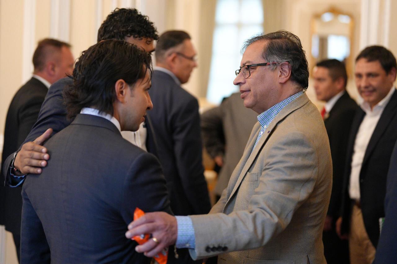 Presidente Gustavo Petro y partidos de coalición reforma a la salud