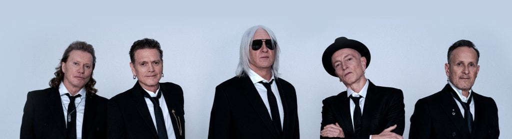 Def Leppard, banda británica de rock originaria de Sheffield.