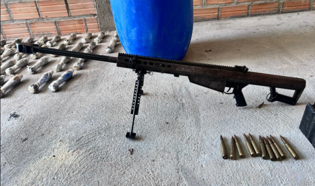 La Policía reportó la incautación de un arsenal de alias Iván mordisco en Caquetá. Granadas, morteros y ametralladoras
